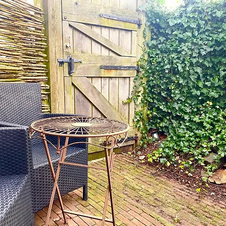 Apartament Knus Vlakbij Het