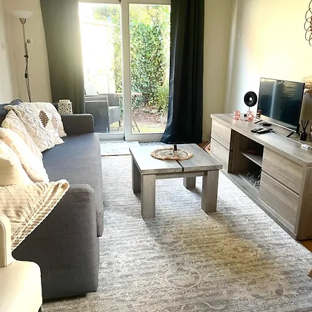 Knus Vlakbij Het * Petten